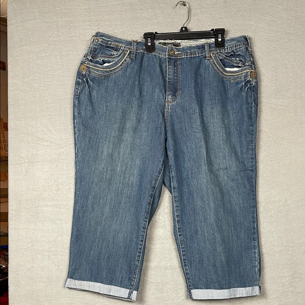 Blue Denim Capri Jeans